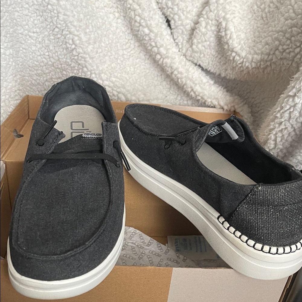 Hey Dude Women's Charcoal Sneakers - Picture 7 of 8